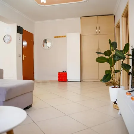 Centre Lions Gate 1 Apartment Tirana