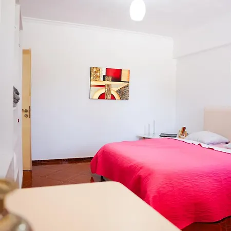 Appartement Centre Lions Gate 1 *