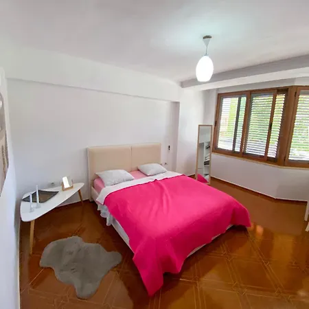 Centre Lions Gate 1 Apartamento *