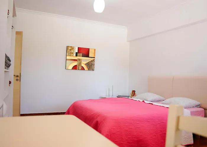 Centre Lions Gate 1 公寓 *