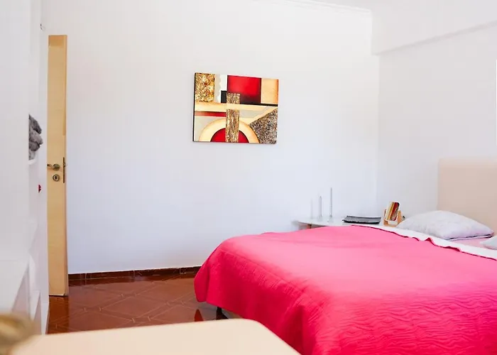 公寓 Centre Lions Gate 1 *