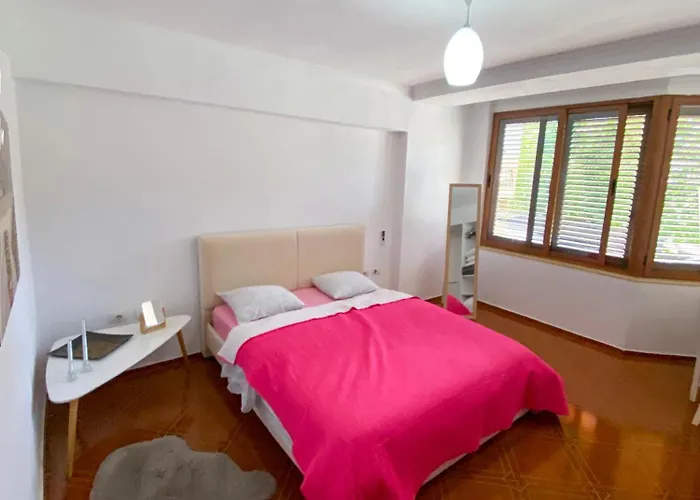 Centre Lions Gate 1 公寓 *