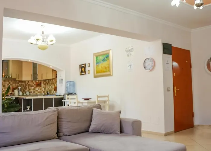 Centre Lions Gate 1 公寓 地拉那